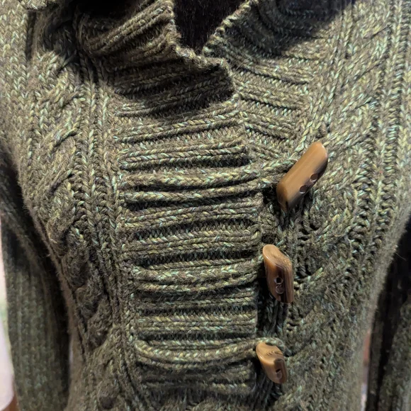 Old Navy Green Hoodie Cable Knit Sweater with Toggle Closures - Picture 2 of 7